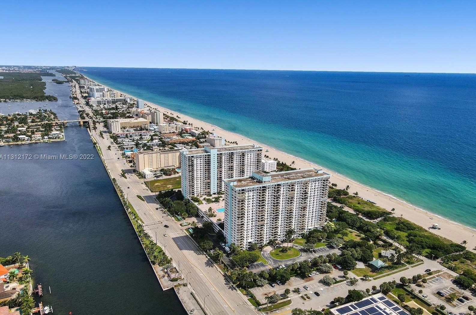 1201 Ocean Dr, Hollywood FL  33019-2121 exterior