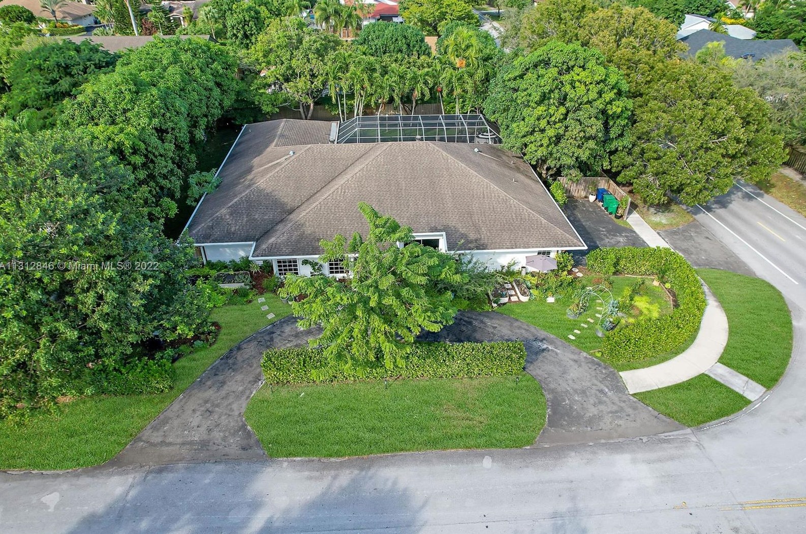 8201 162nd St, Miami FL  33157-3628 exterior