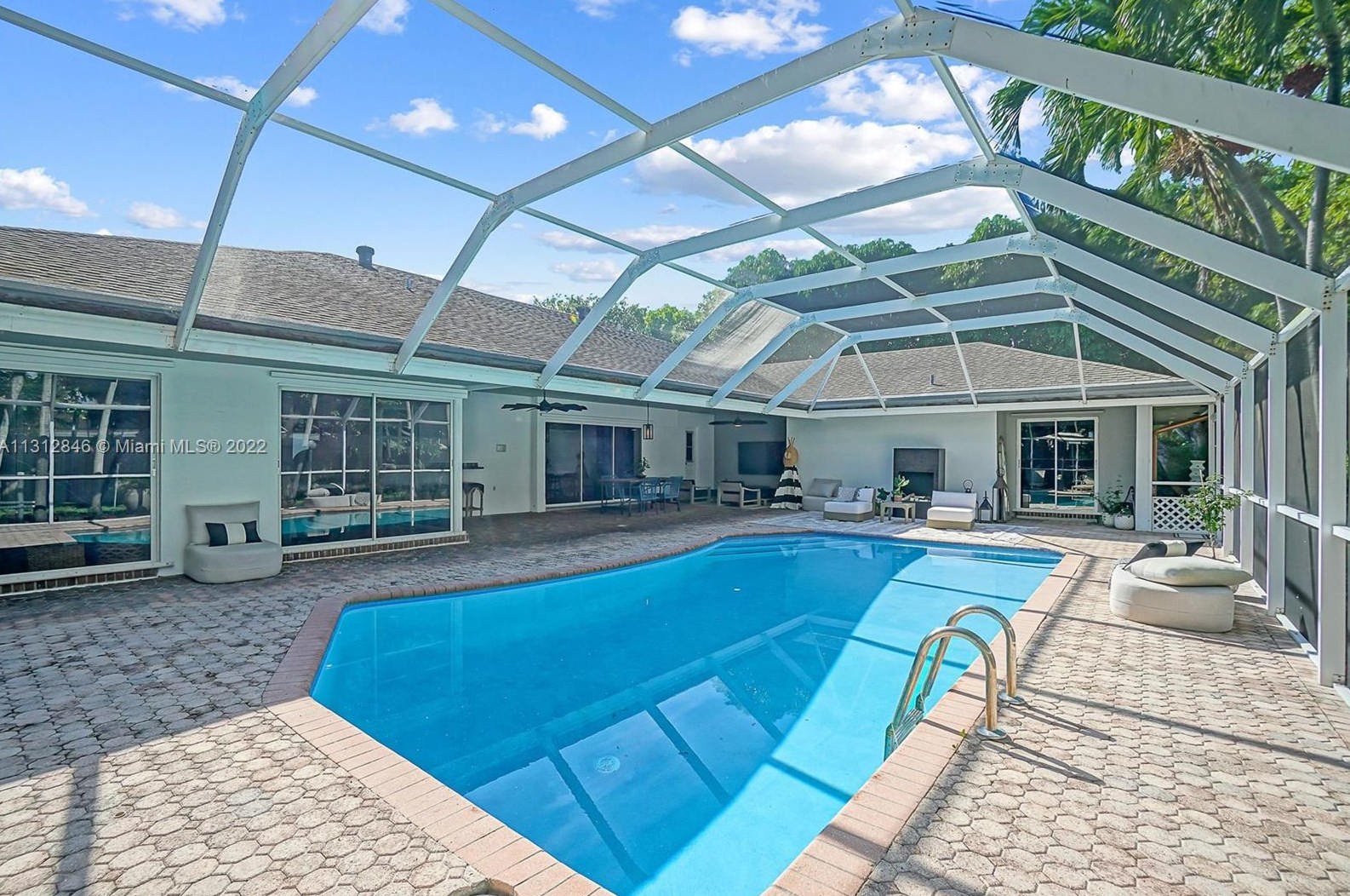 8201 162nd St, Miami FL  33157-3628 exterior