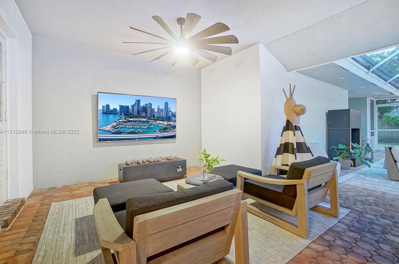 8201 162nd St, Miami FL  33157-3628 exterior