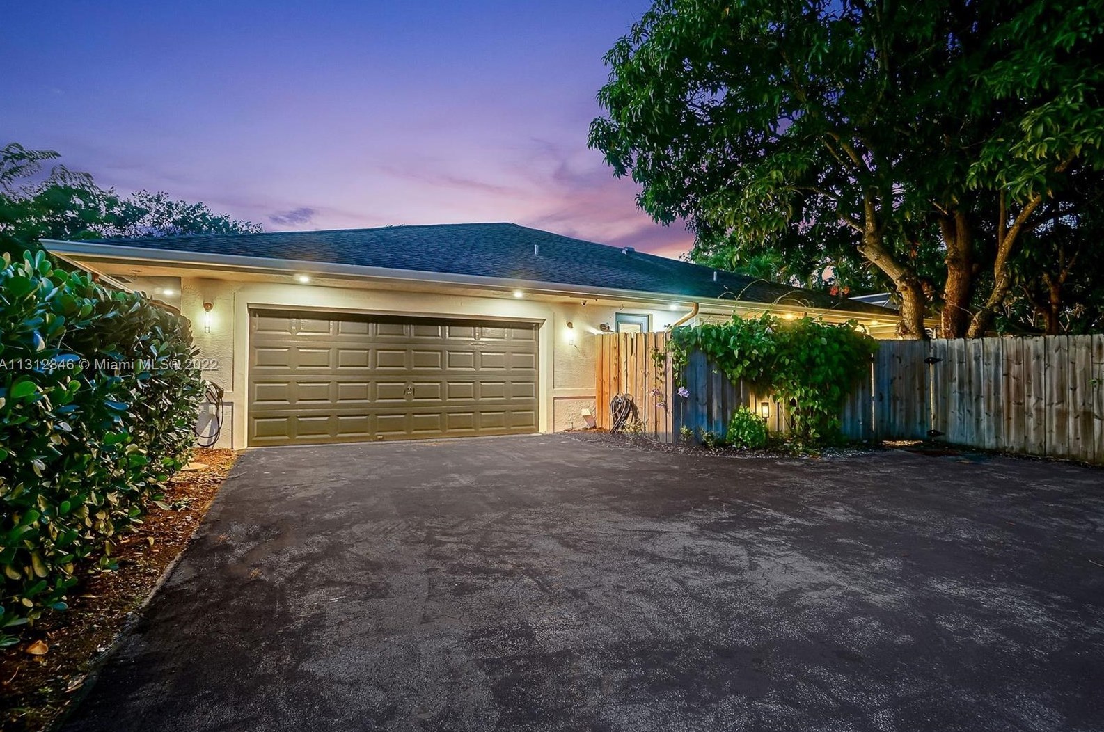 8201 162nd St, Miami FL  33157-3628 exterior