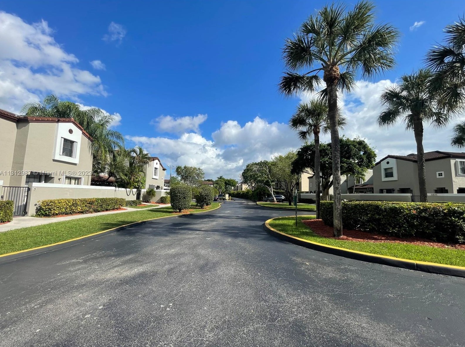 10450 154th Ct, Miami FL  33196-2740 exterior