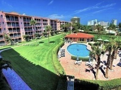 1001 Camino Real, Boca Raton FL  33432-6354 exterior