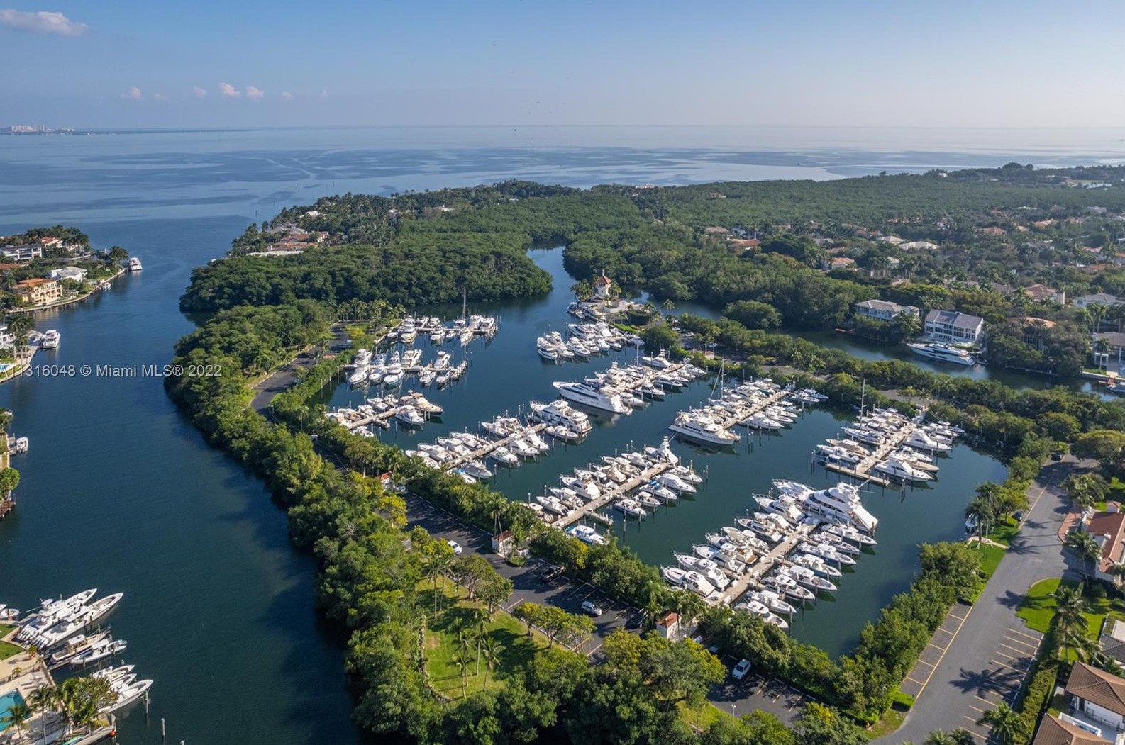 60 Edgewater Dr, Miami FL 33133-6970 exterior