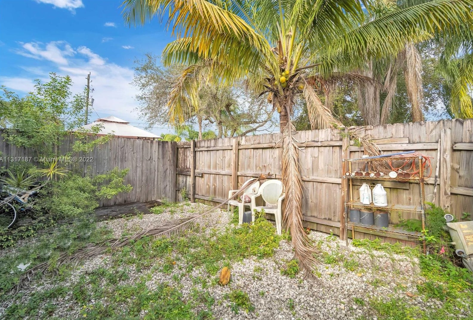 621 Glenn Pkwy, Hollywood FL 33021-5624 exterior