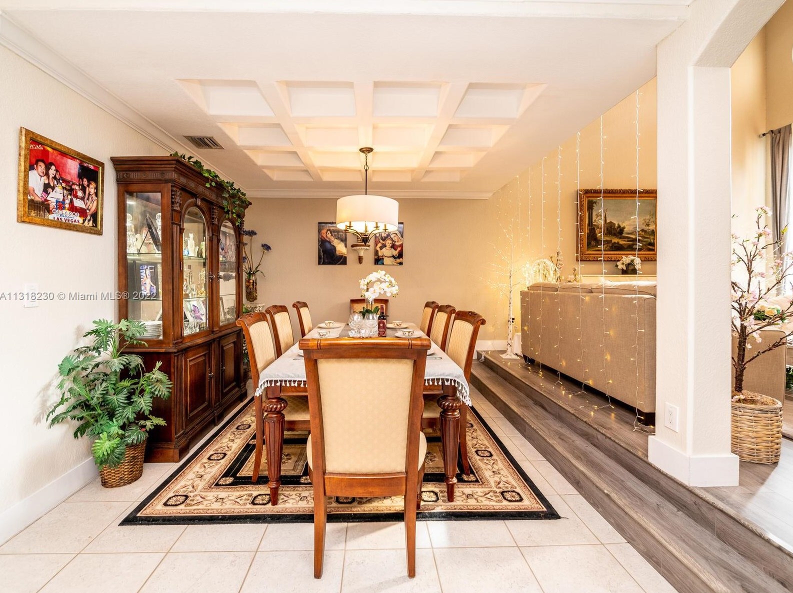 10813 51 Ln, Miami FL 33178-3562 exterior