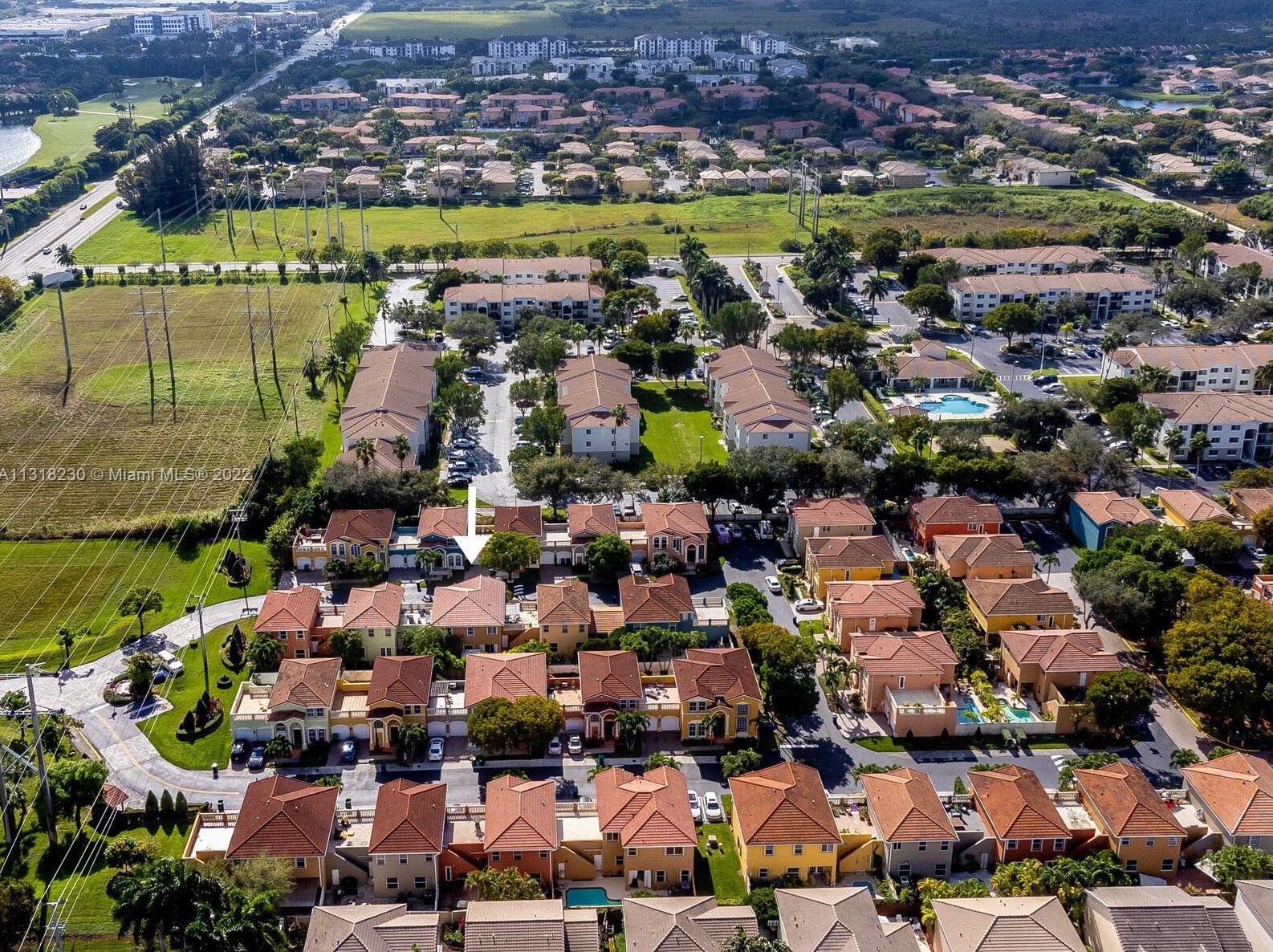 10813 51 Ln, Miami FL 33178-3562 exterior