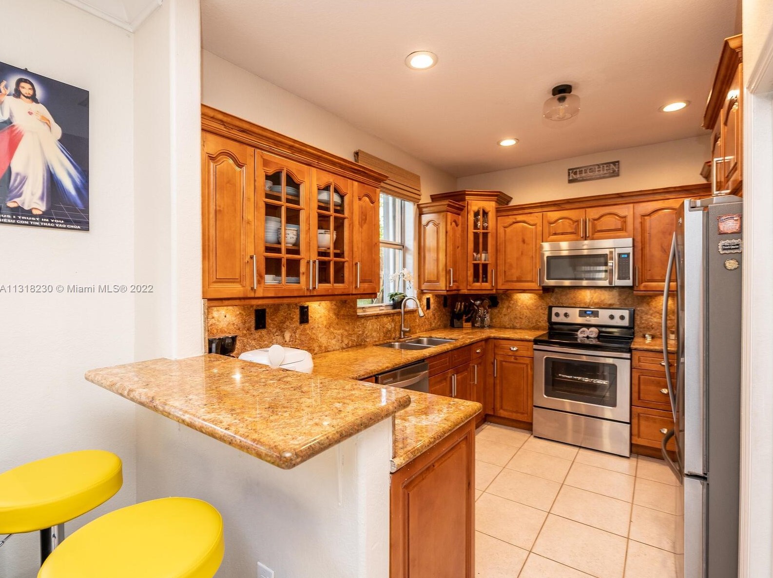 10813 51 Ln, Miami FL 33178-3562 exterior