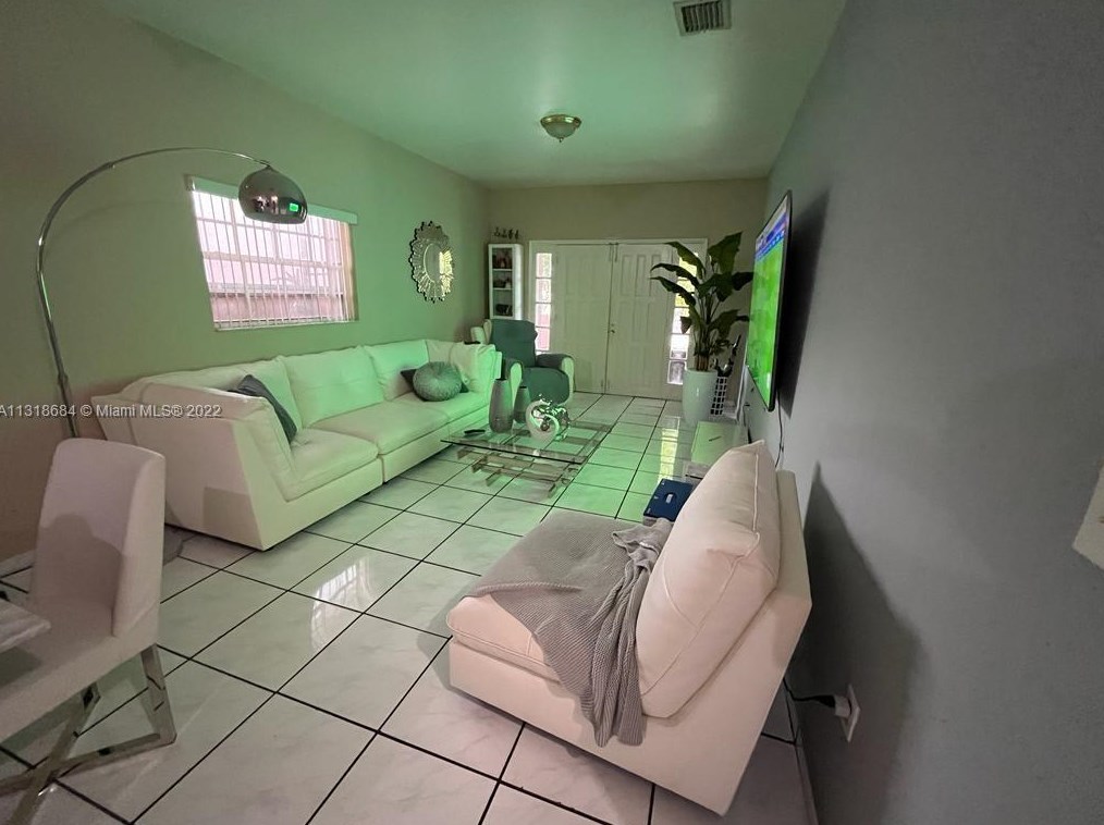 4600 4th St, Miami FL  33126-5356 exterior