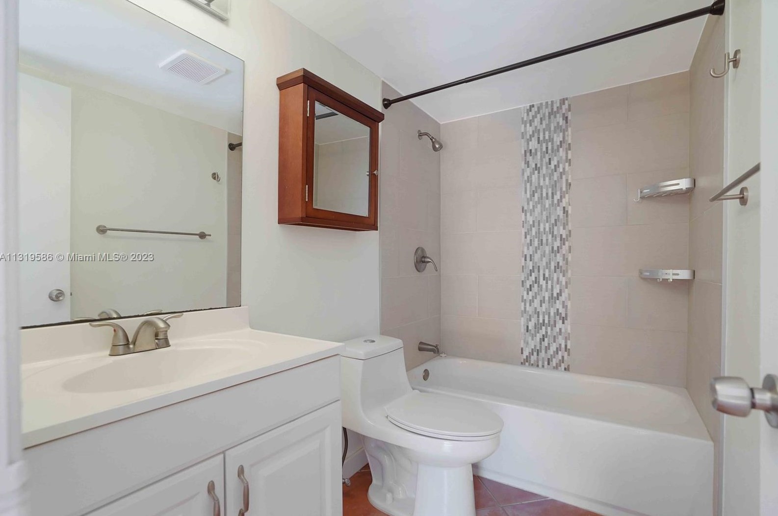 7487 82nd St, Miami FL  33143-7301 exterior