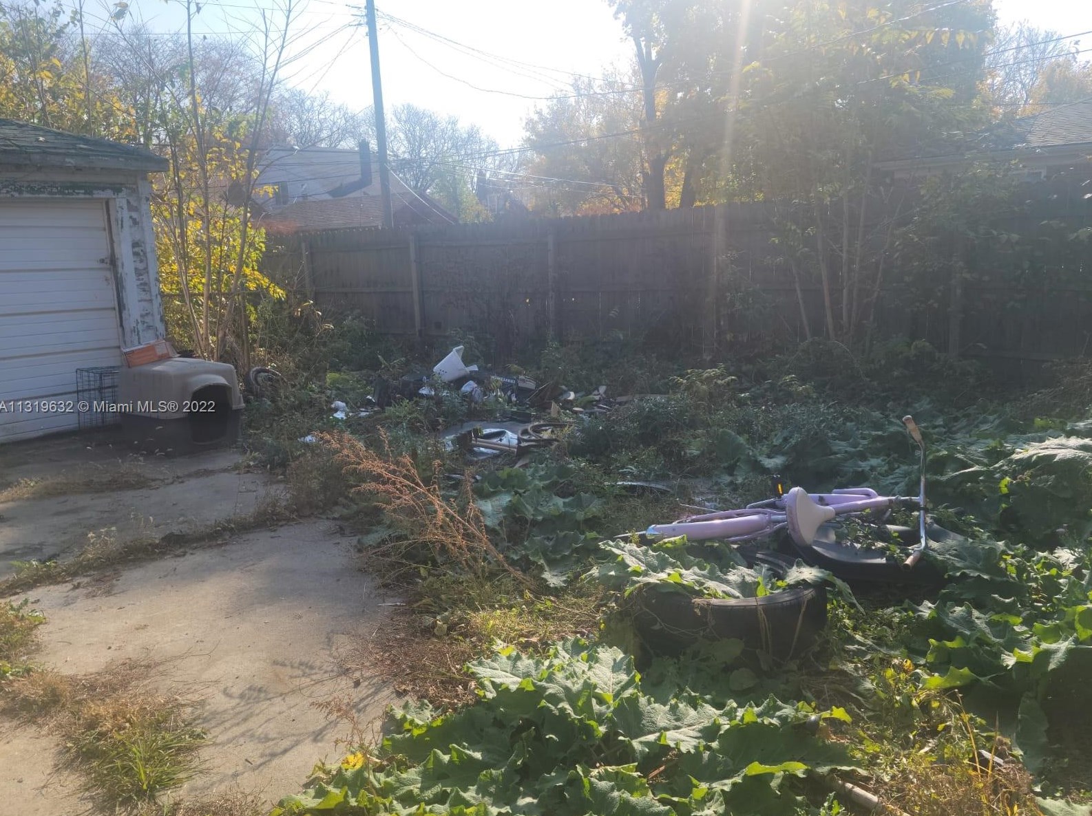 8076 Sussex St, Detroit MI  48228-2247 exterior