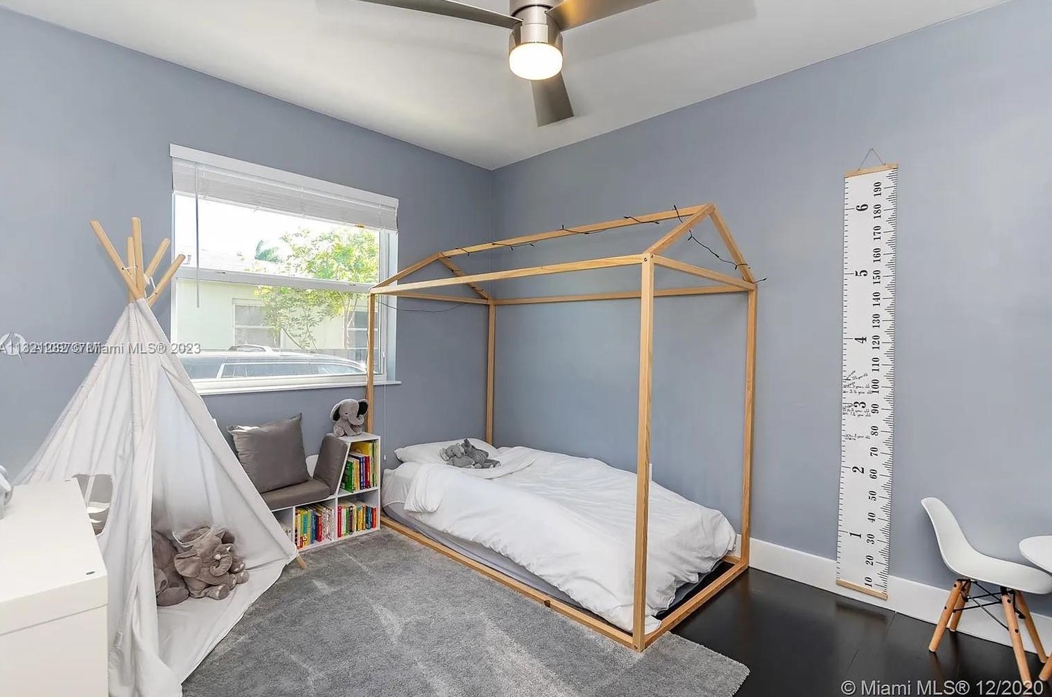 1644 Washington St, Hollywood FL  33020-6121 exterior