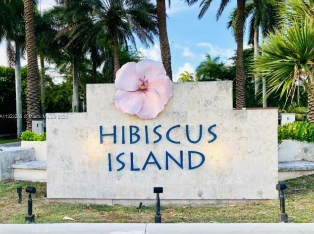 405 Hibiscus Dr, Miami FL 33139-5125 exterior