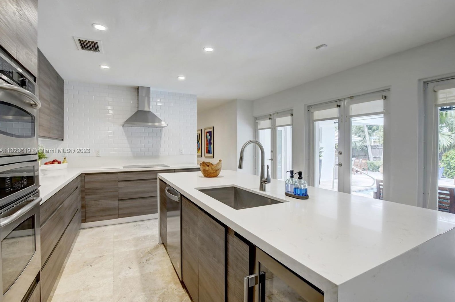 3010 77 Ct, Miami FL 33155-4393 exterior