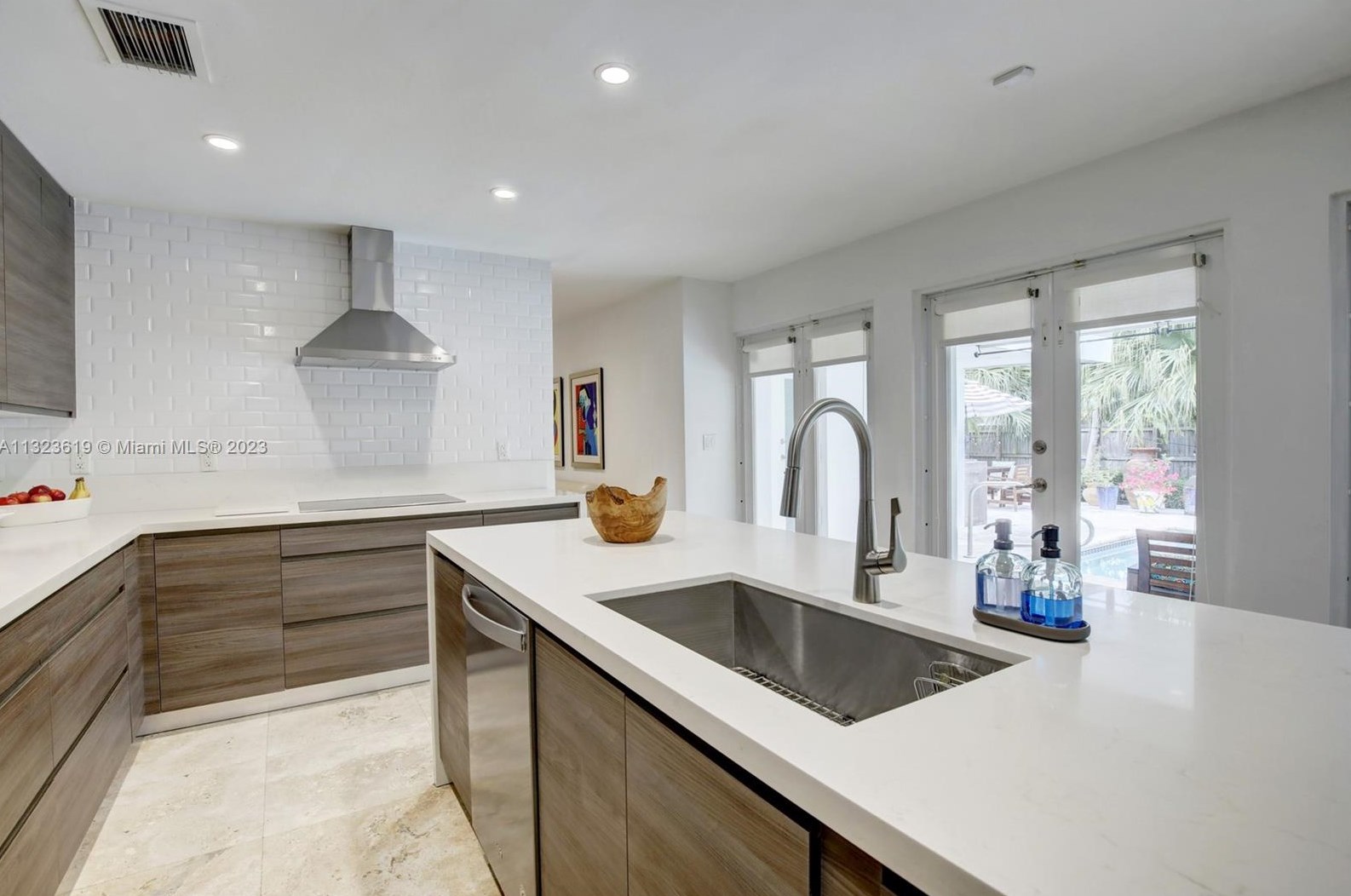 3010 77 Ct, Miami FL 33155-4393 exterior