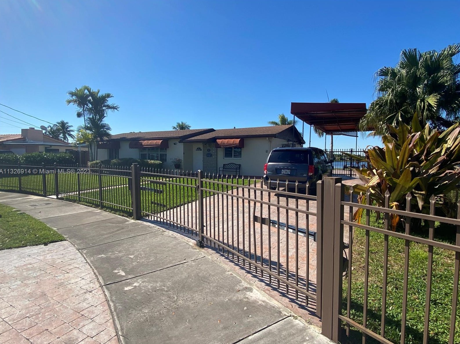 1130 97th Ct, Miami FL  33174-2963 exterior