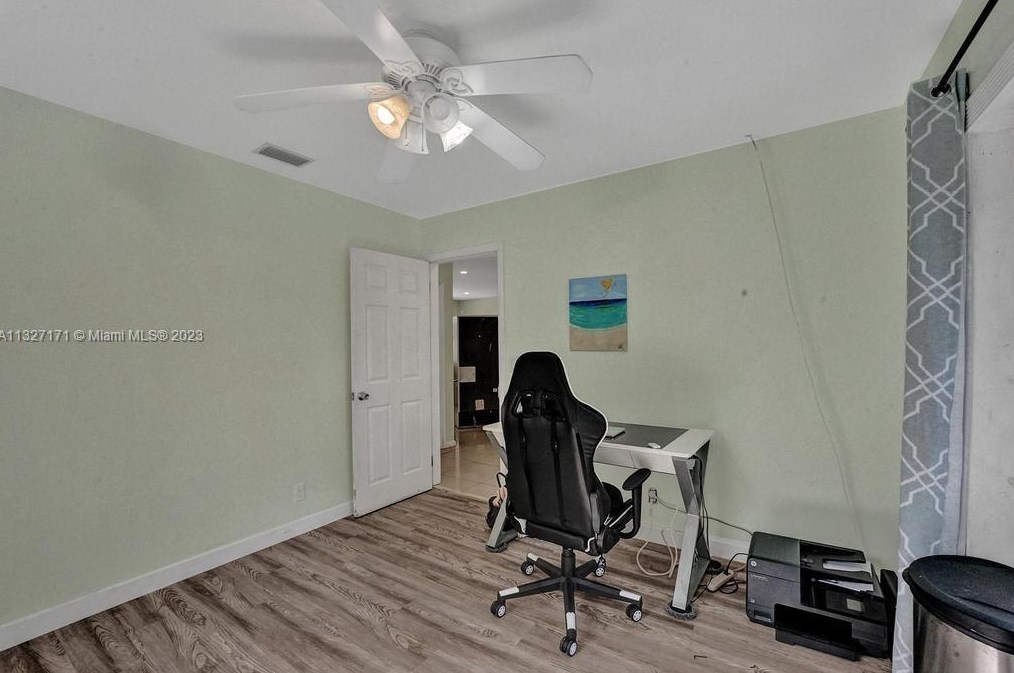 161 28 Ct, Boynton Beach FL 33435-7612 exterior