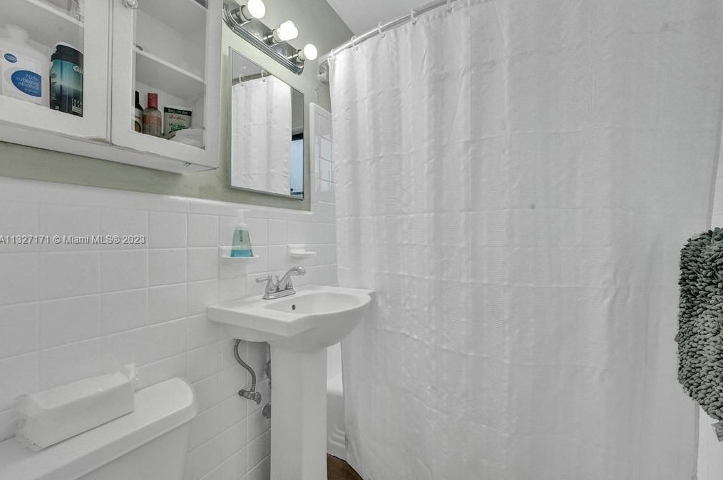 161 28 Ct, Boynton Beach FL 33435-7612 exterior