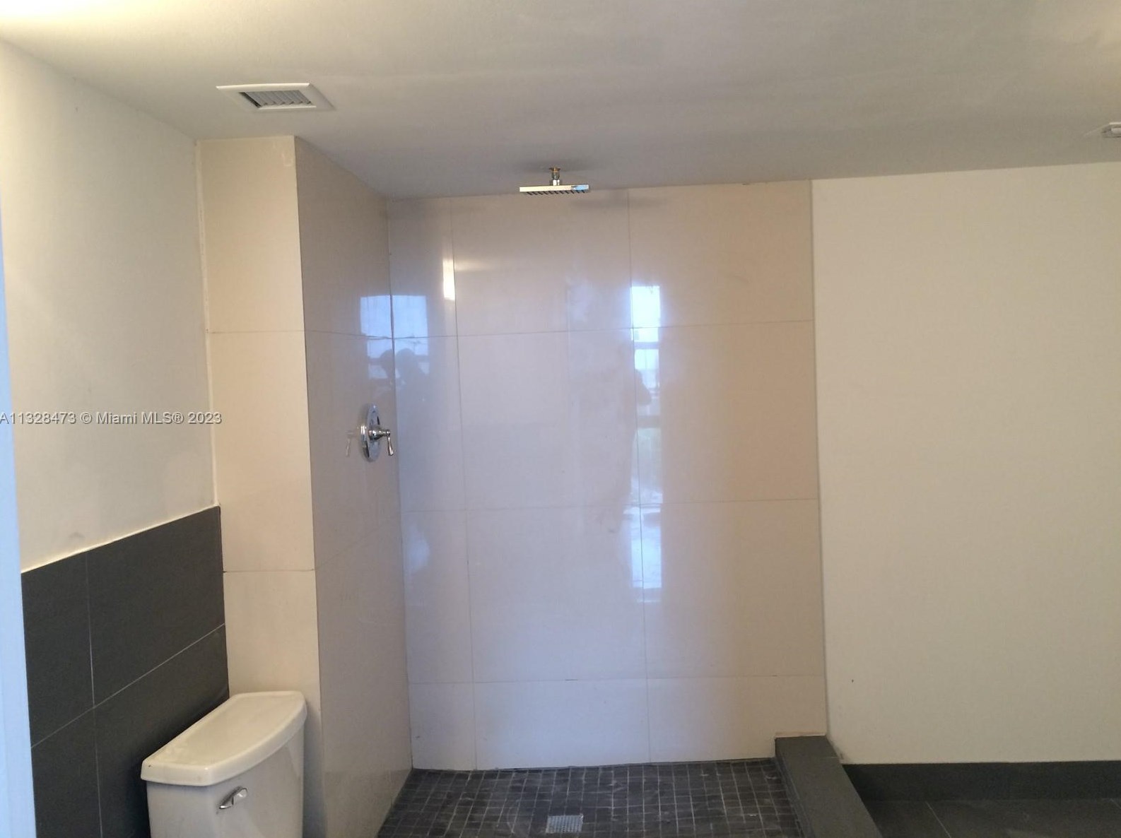 13499 Biscayne Blvd, Miami FL 33181-2026 exterior