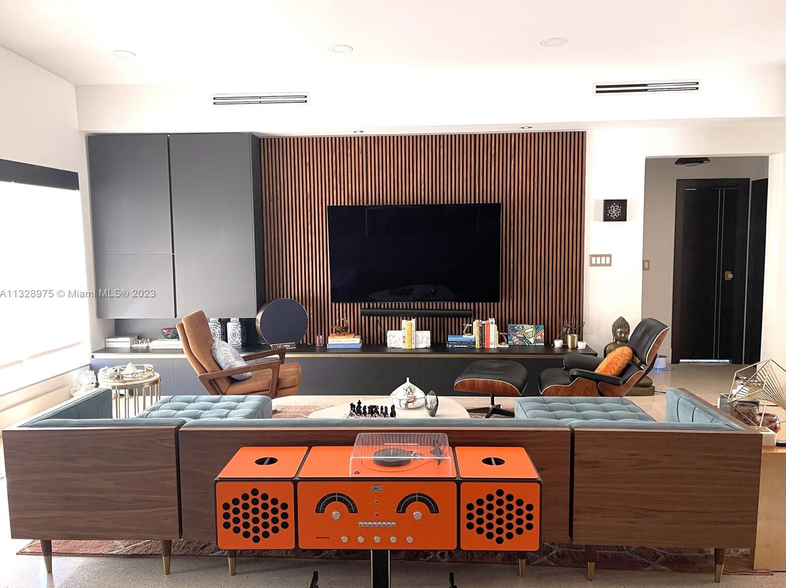 8030 Noremac Ave, Miami FL  33141-1754 exterior