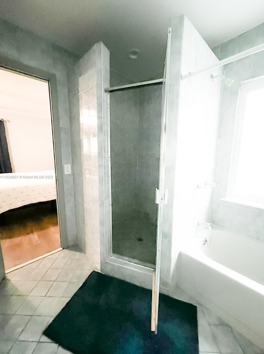 1901 96th Ave, Hollywood FL  33025-1910 exterior