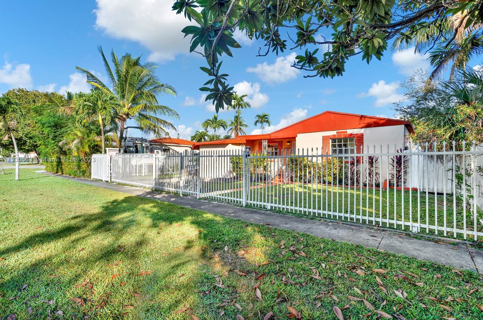 6761 31st St, Miami FL  33155-3821 exterior