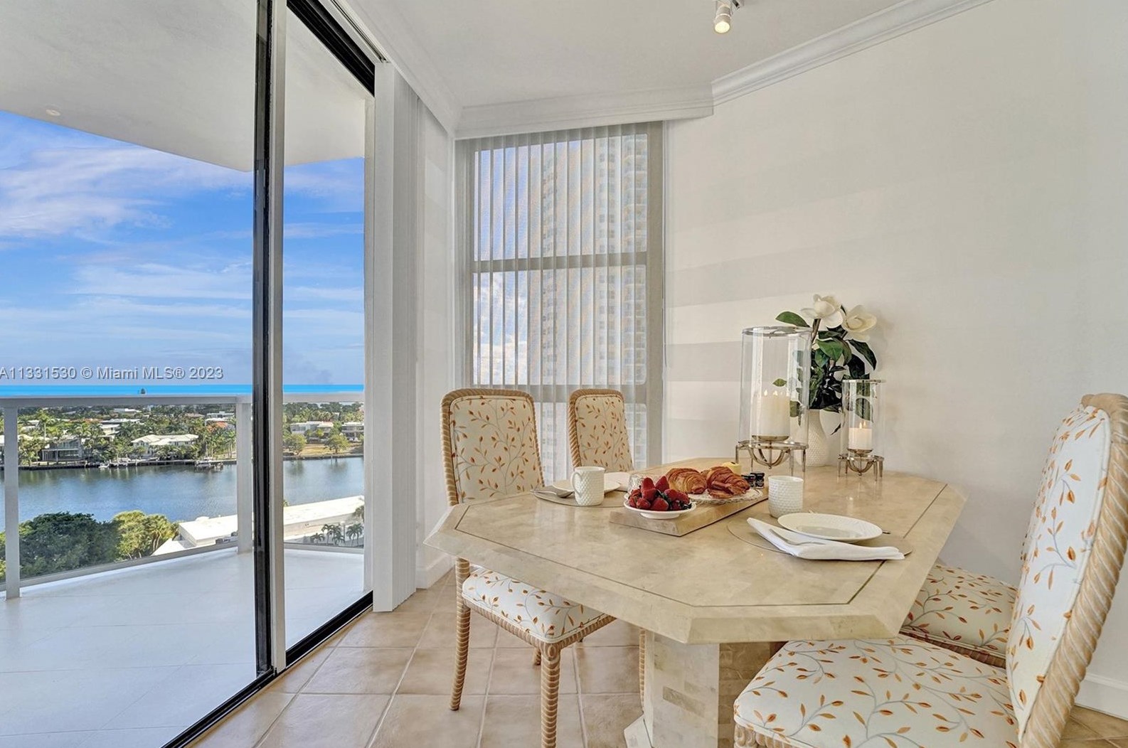 20281 Country Club Dr, Miami FL 33180-3010 exterior