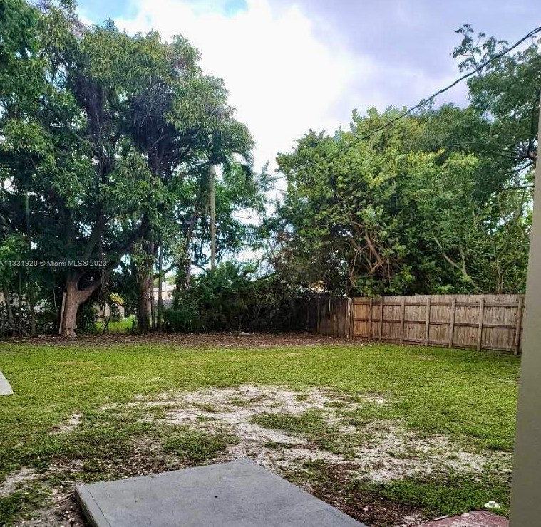 2629 Funston St, Hollywood FL  33020-5727 exterior