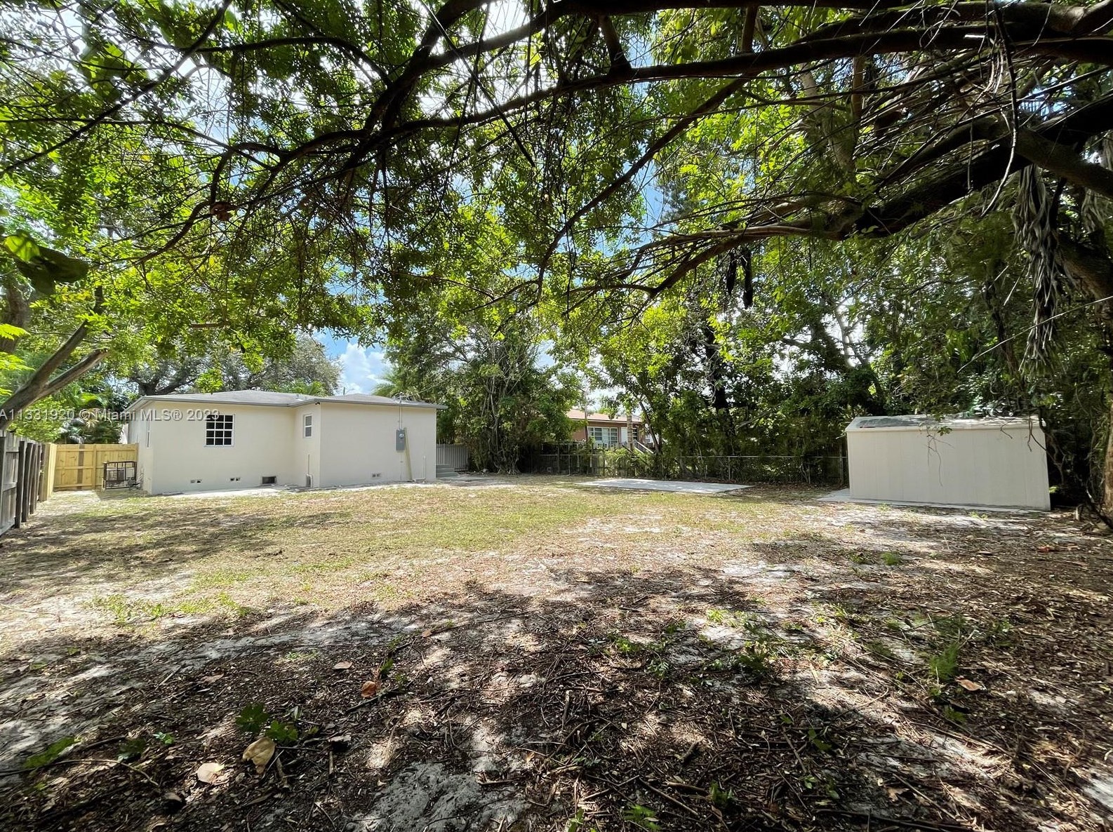 2629 Funston St, Hollywood FL  33020-5727 exterior