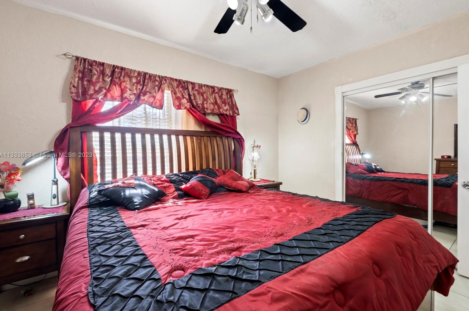 3221 19th Ter, Miami FL  33125-1025 exterior