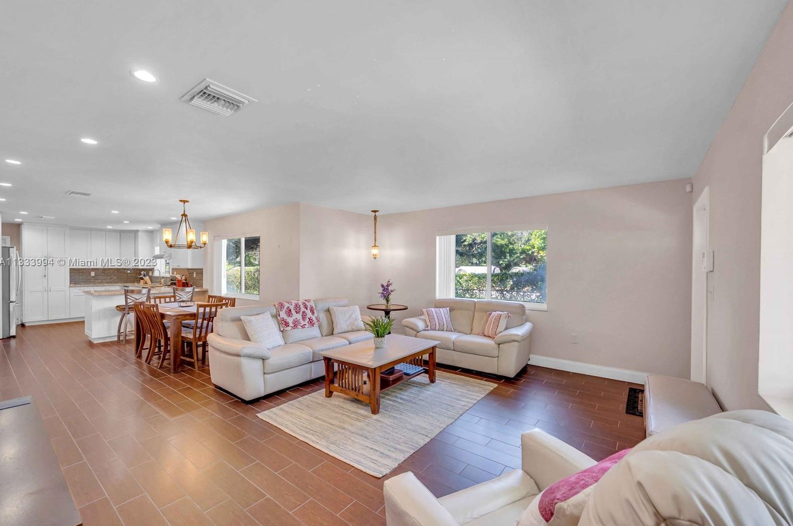 1710 160th St, Miami FL  33162-4736 exterior
