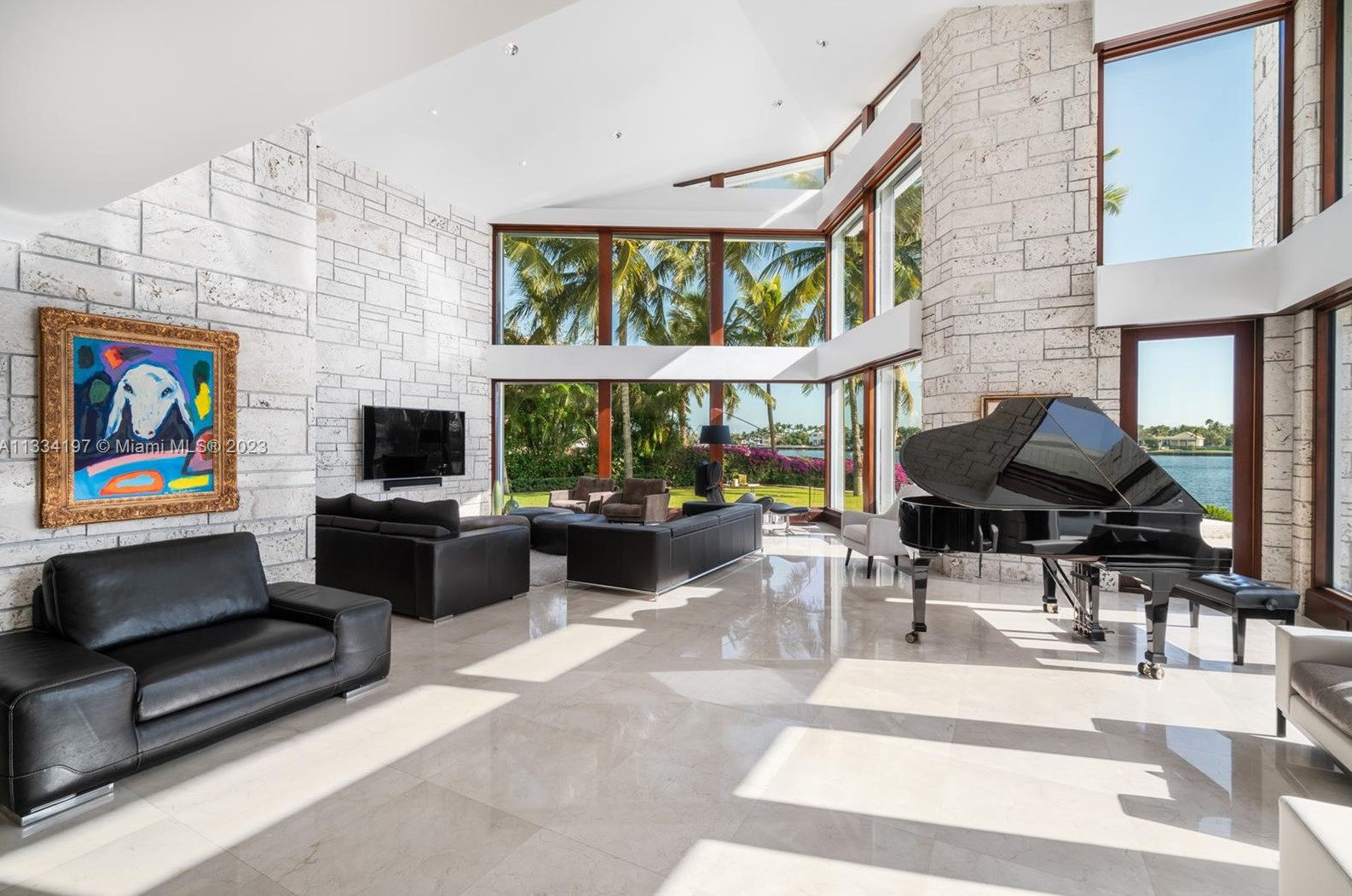 550 Arvida Pkwy, Miami FL  33156-2321 exterior