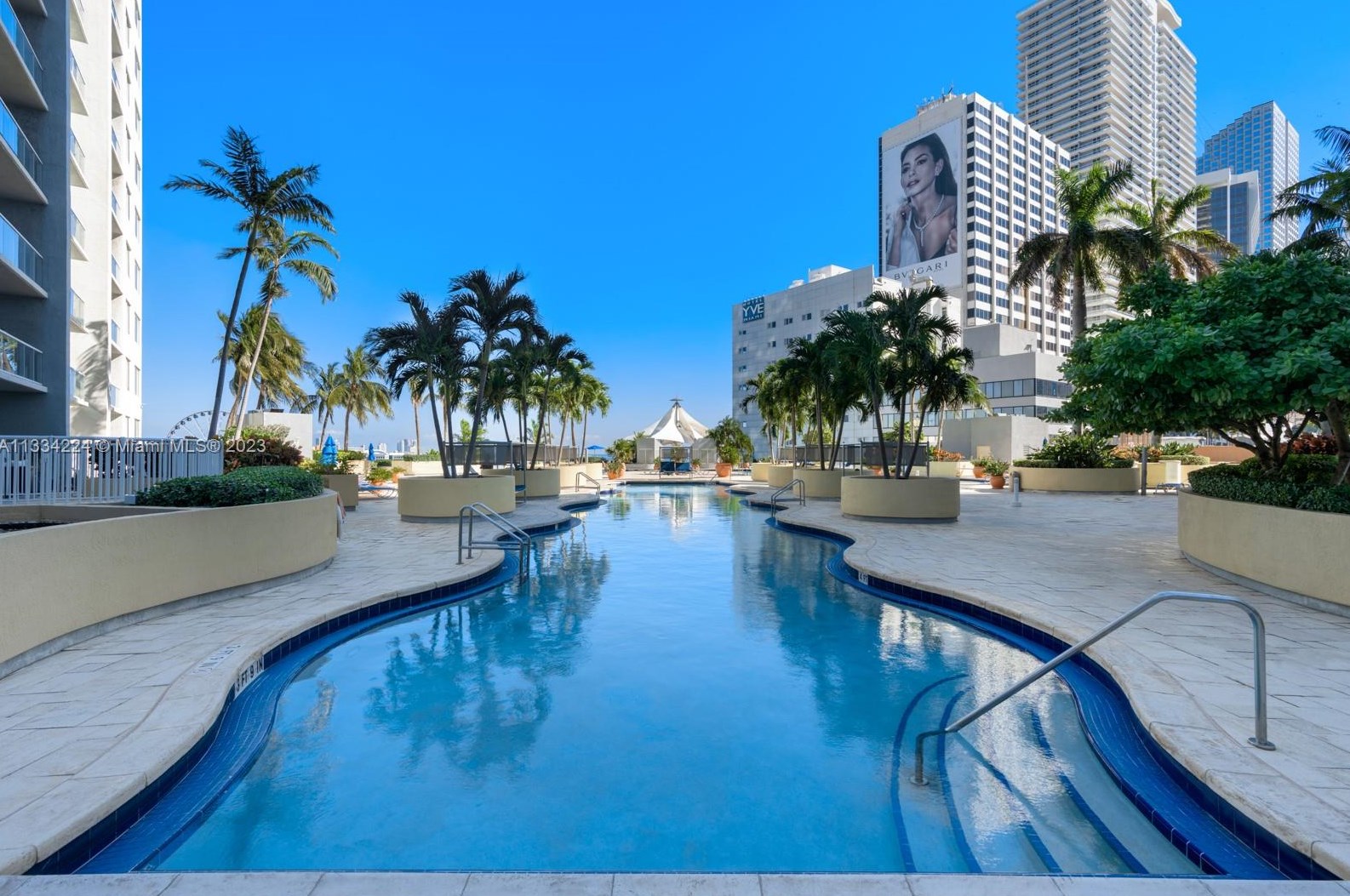 244 Biscayne Blvd, Miami FL 33132-2219 exterior