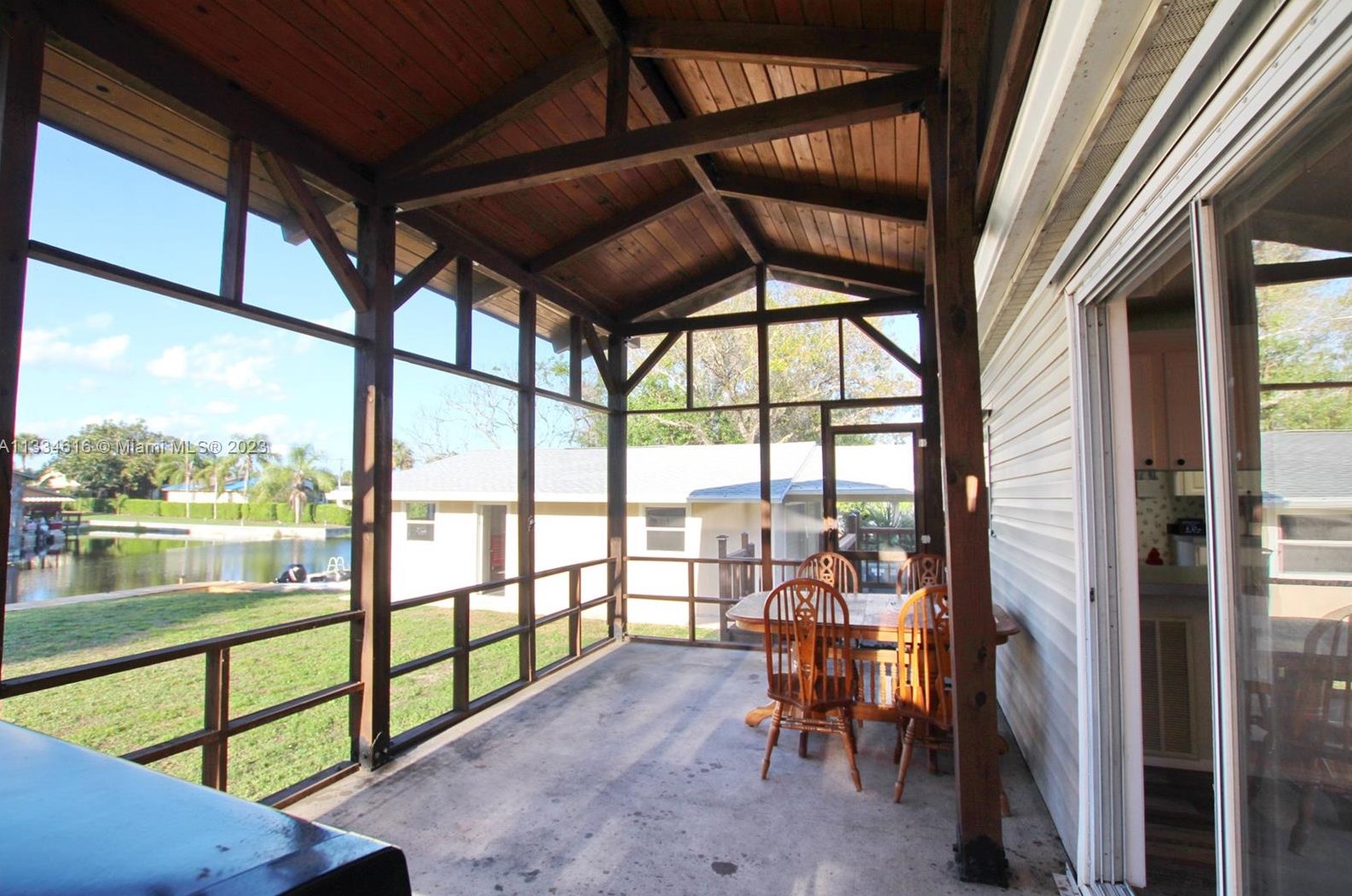 1092 Bass St, Okeechobee FL  34974-0220 exterior