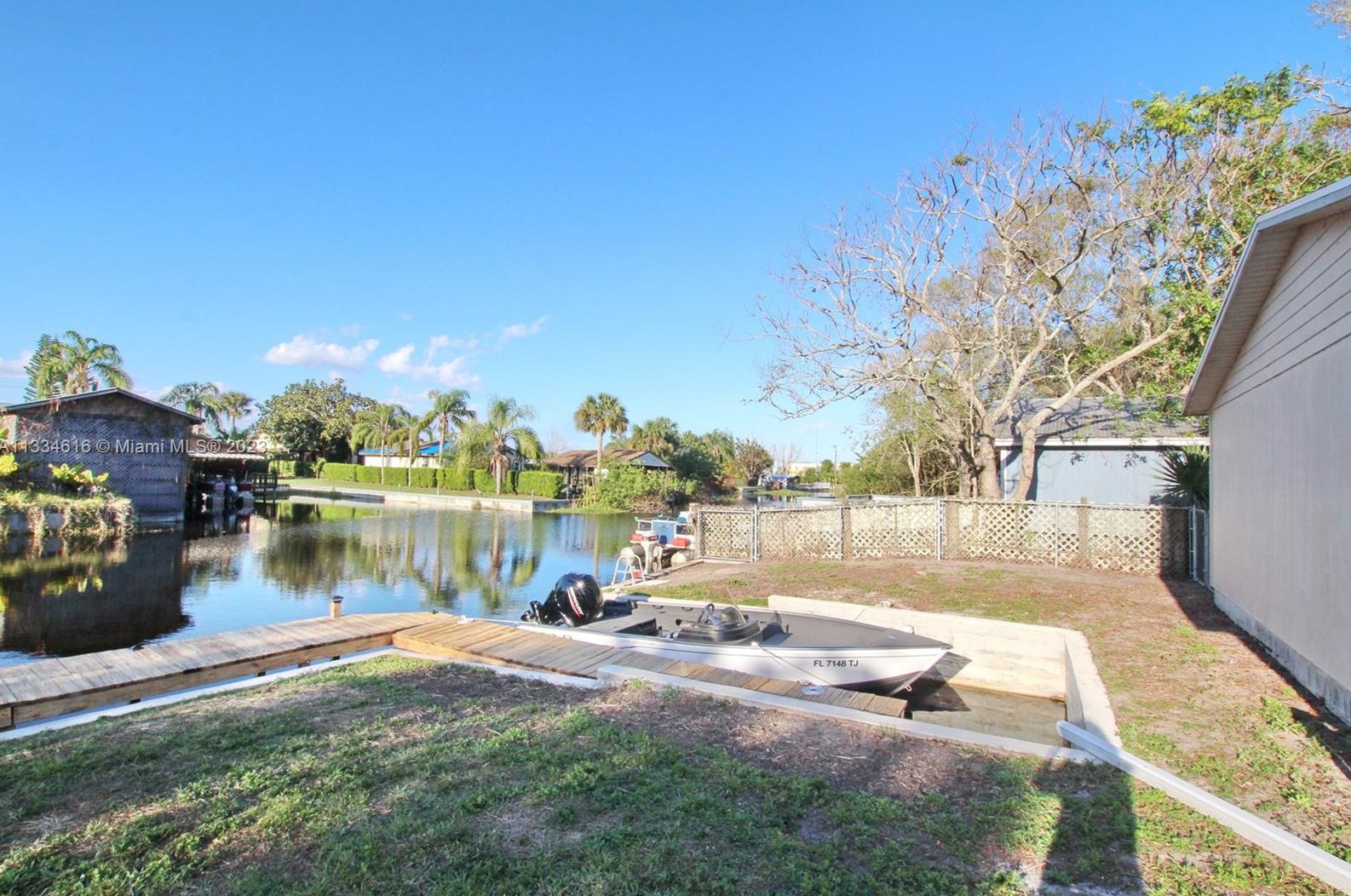 1092 Bass St, Okeechobee FL  34974-0220 exterior