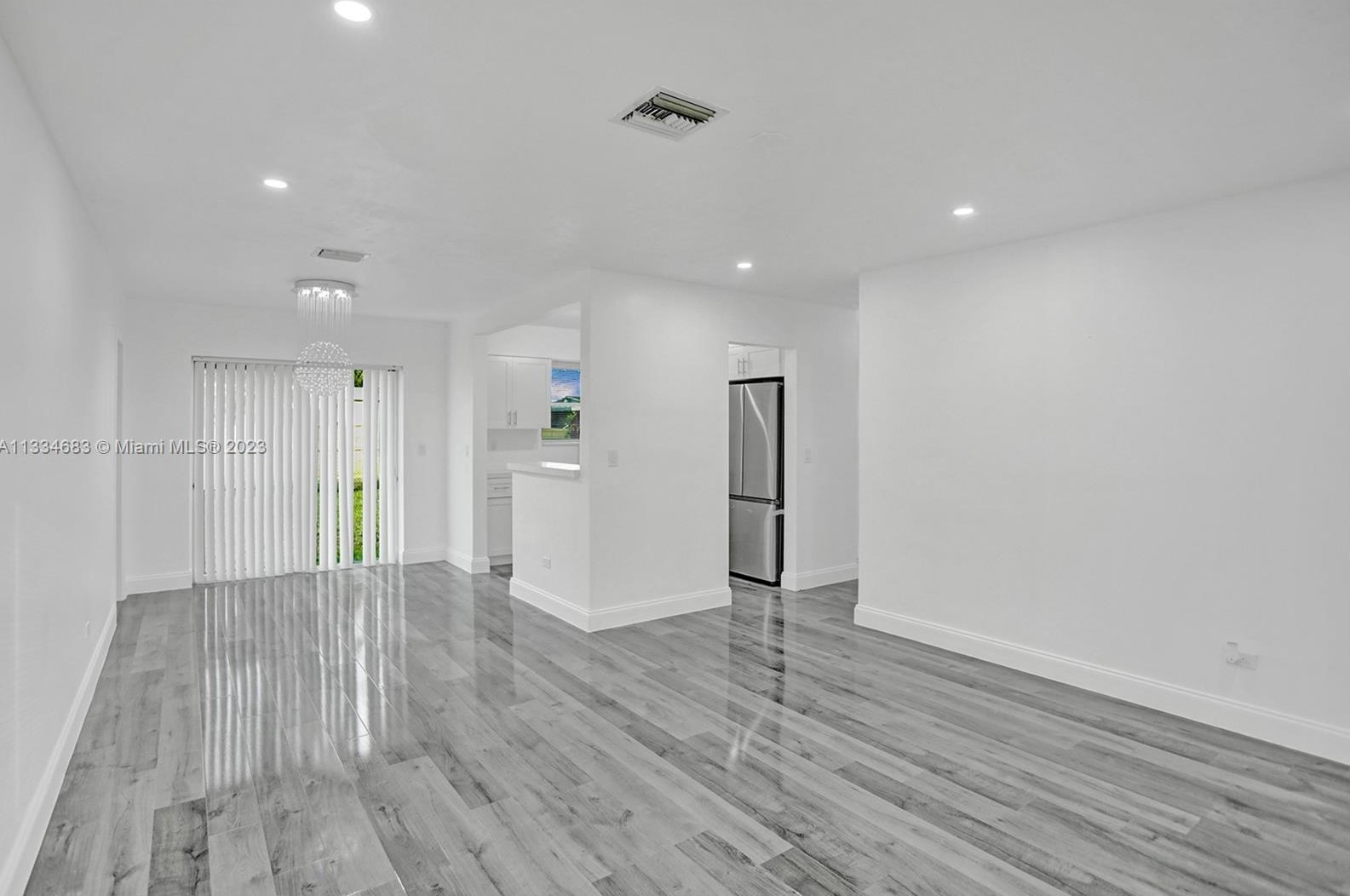 411 70th Ave, Hollywood FL  33024-7459 exterior