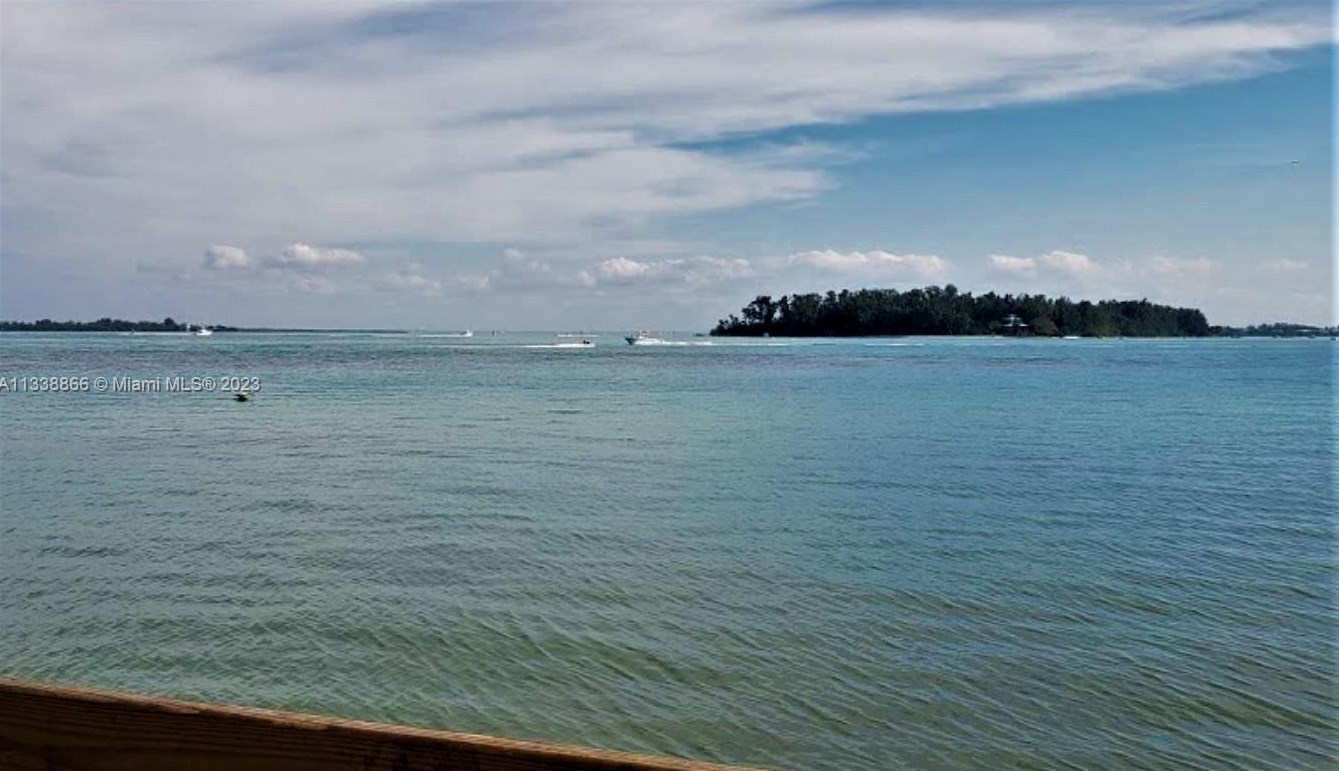 10315 Cortez Rd, Bradenton FL  34210-1602 exterior