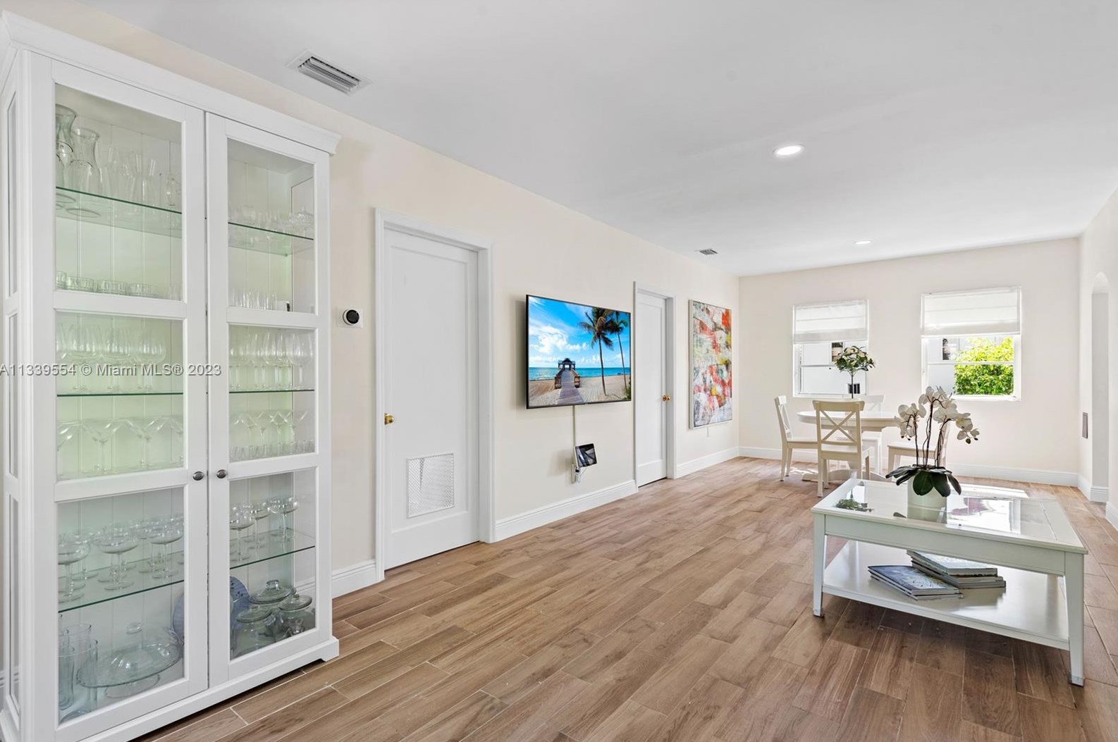 3447 Chase Ave, Miami FL  33140-3416 exterior