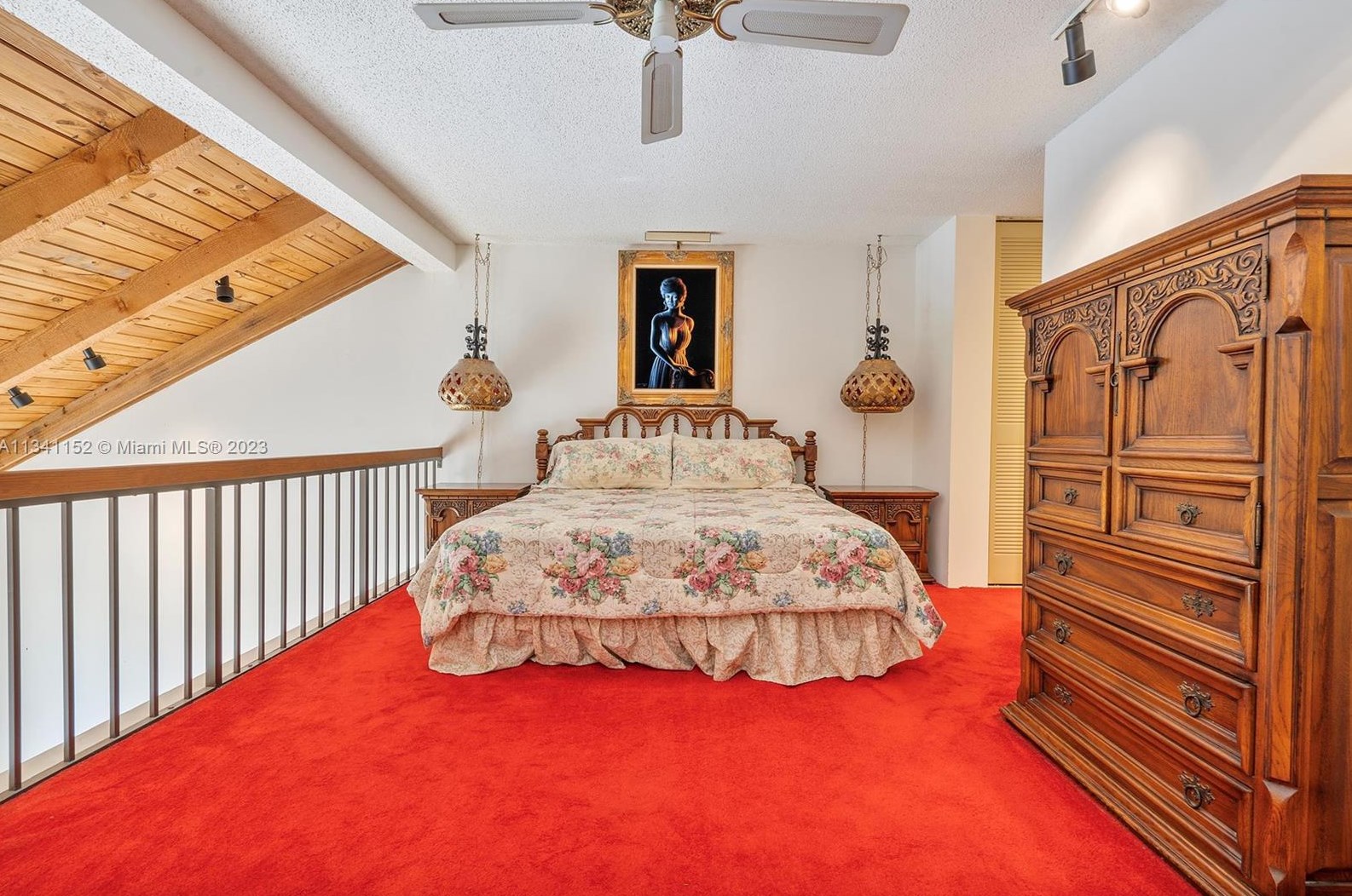 1471 Fairway Rd, Hollywood FL 33026-3039 exterior