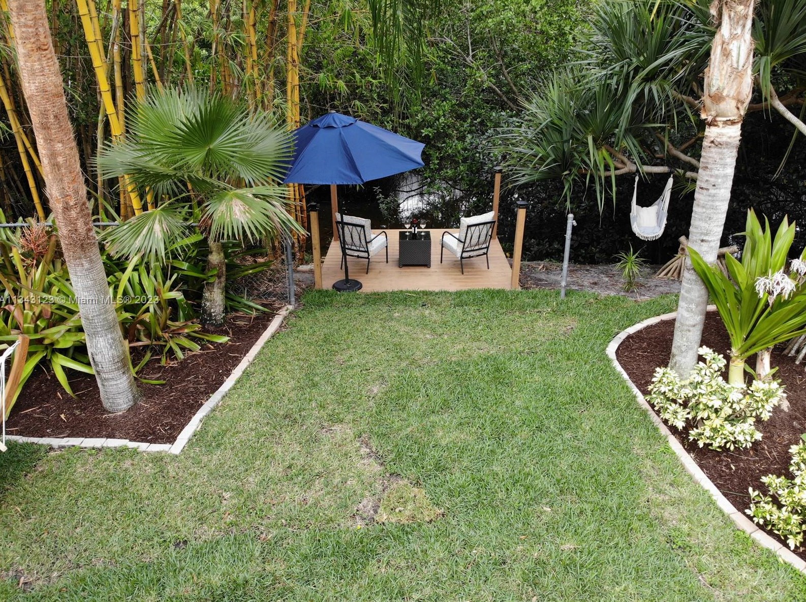 404 Caloosahatchee Ave, Jupiter FL  33458-5604 exterior