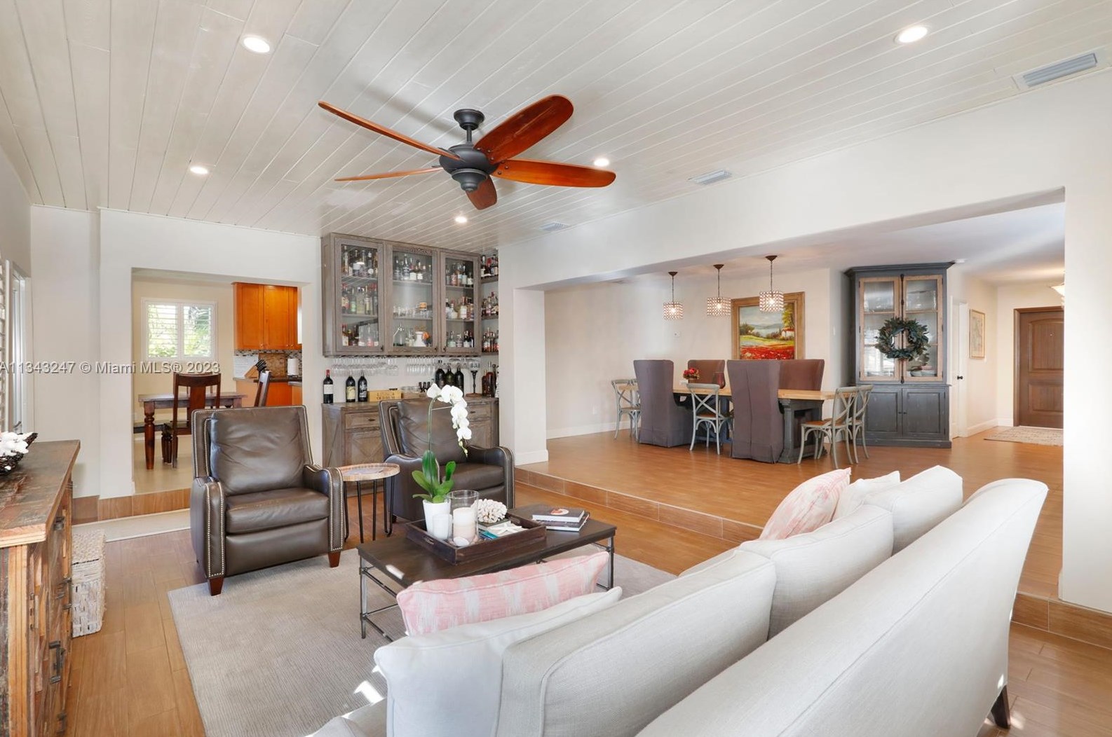 4990 64th Pl, Miami FL  33155-6142 exterior