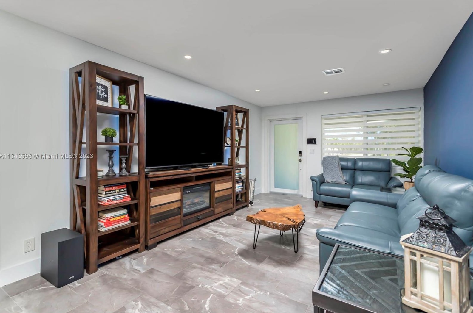 1600 Park Rd, Hollywood FL  33021-5039 exterior