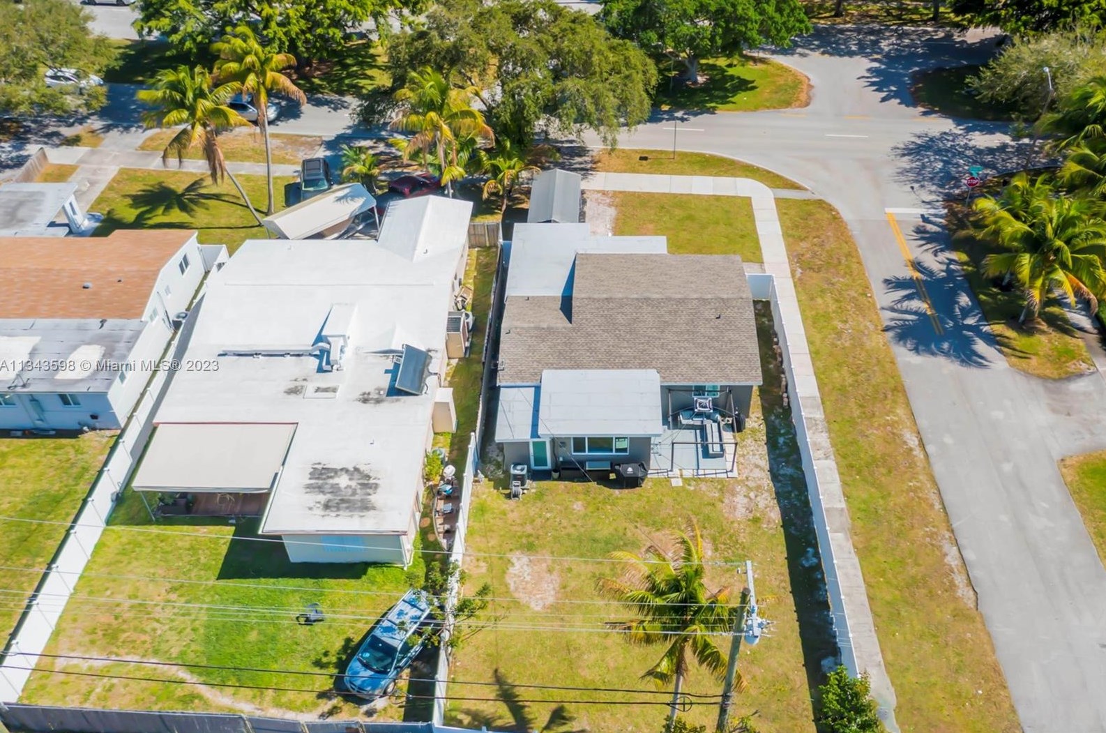 1600 Park Rd, Hollywood FL  33021-5039 exterior