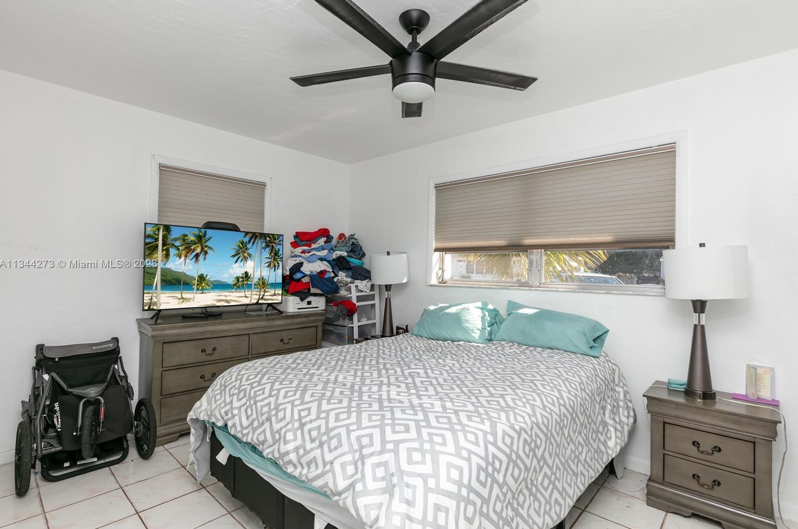 2823 Monroe St, Hollywood FL  33020-4743 exterior