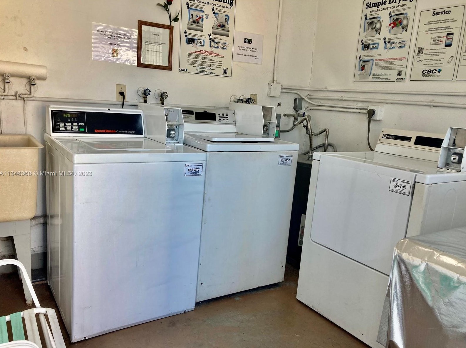 3701 Tyler St, Hollywood FL 33021-6844 exterior