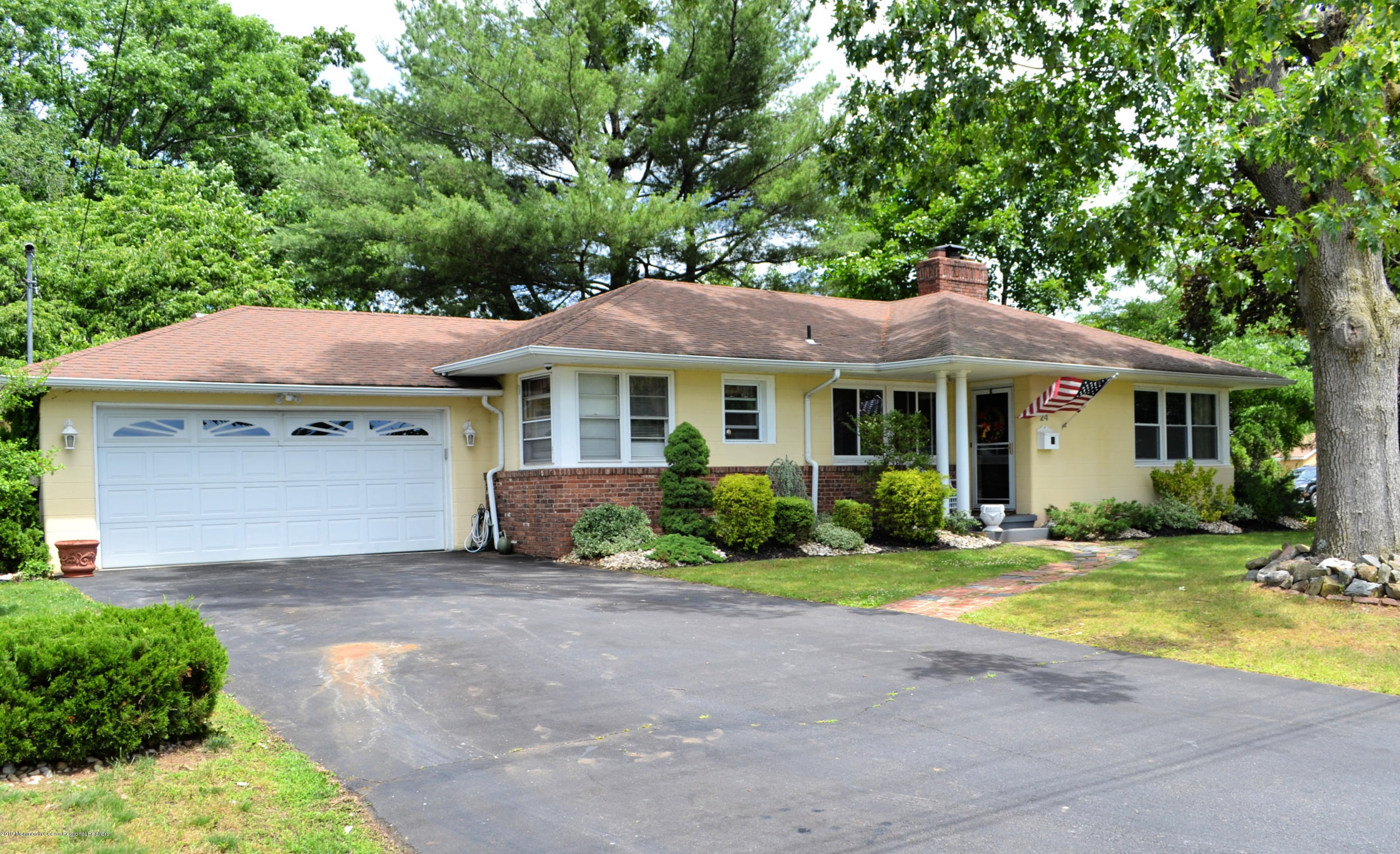 24 4th St, Old Bridge Township, NJ 08857 - MLS 21925062 - Coldwell Banker