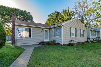 818 Redbank Ave Ocean Gate Nj 08740 Mls 21936249 Coldwell Banker