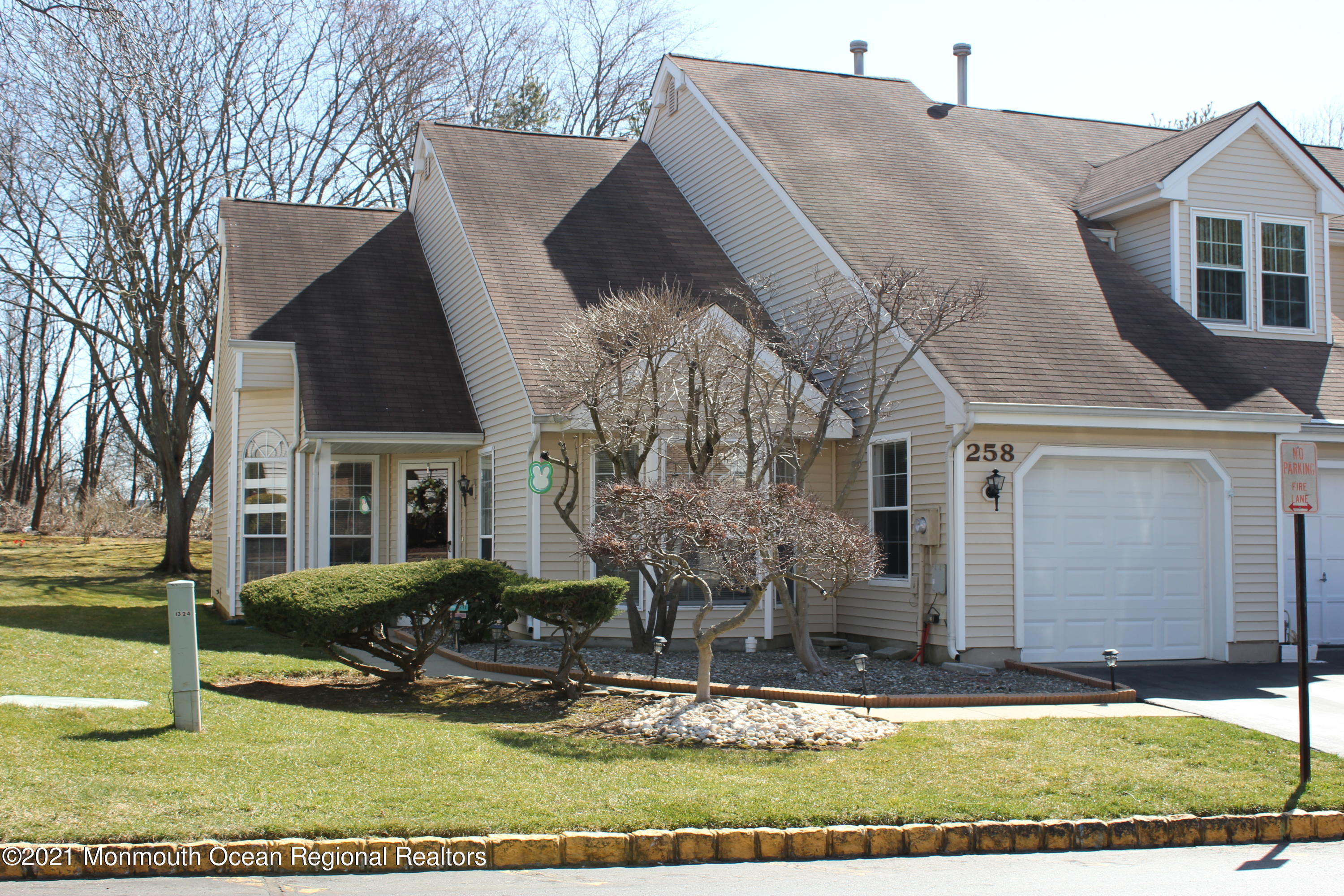 258 Daffodil Dr, Freehold, NJ 07728 MLS 22108898 Coldwell Banker