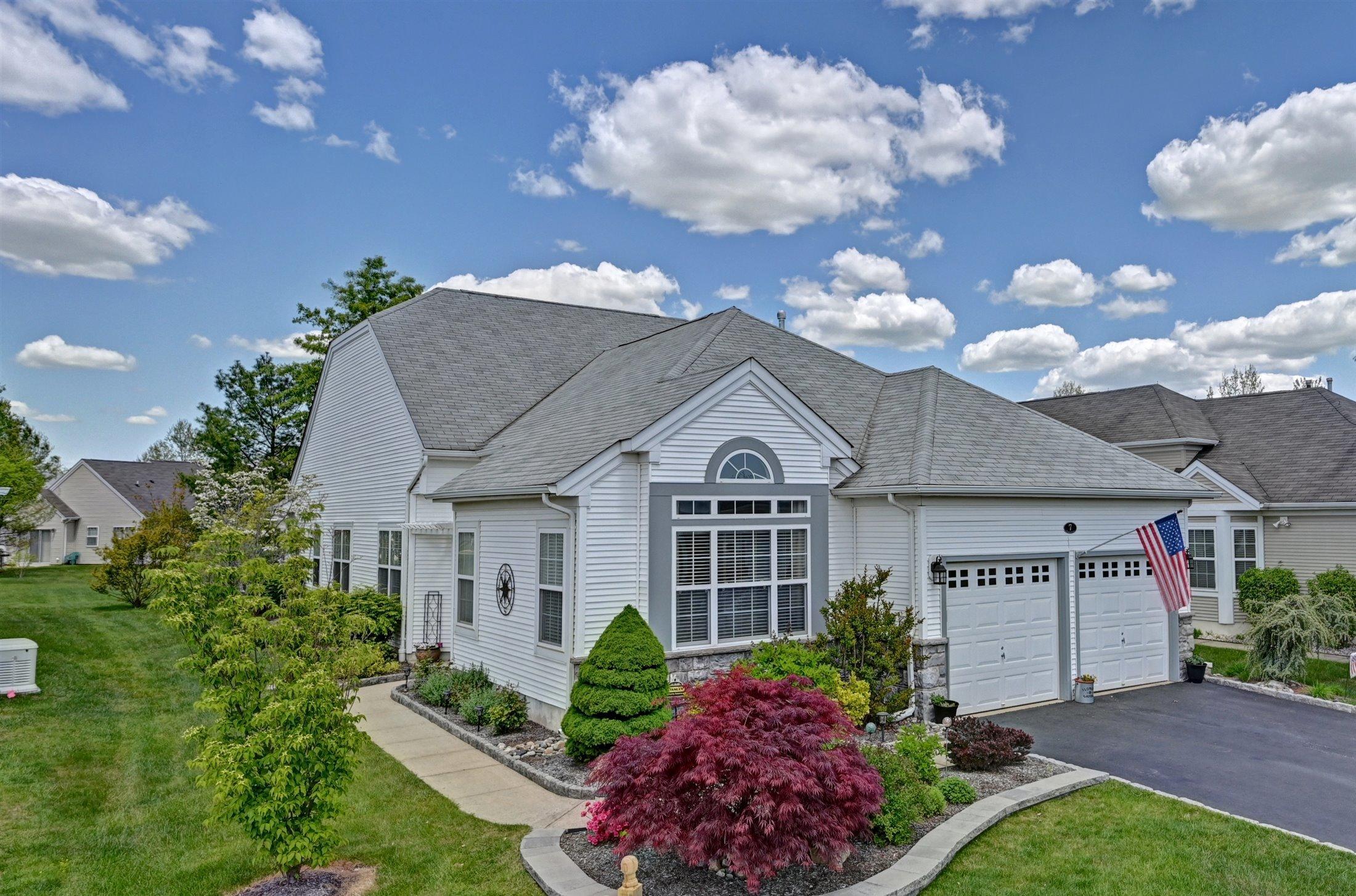 7 Chambord Ct, Manchester Township, NJ 08759 MLS 22115285 Coldwell