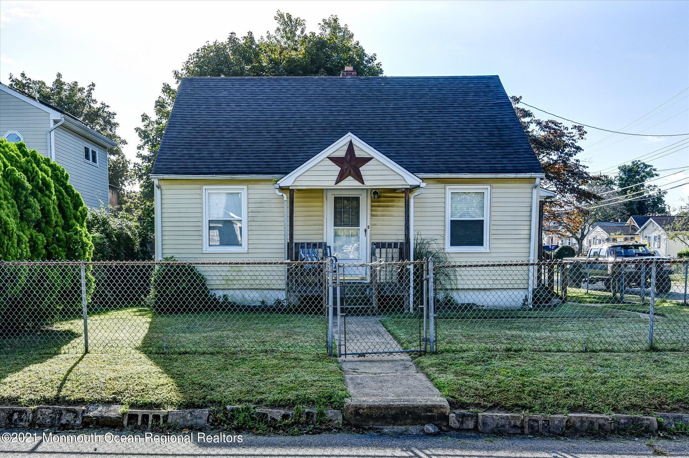 126 Shoreland Cir, Laurence Harbor, NJ 08879 MLS 22131412 Coldwell